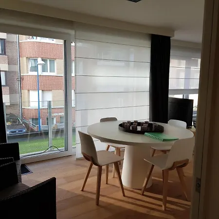 Zeedijk La Digue 102 Met Garage - Lateraal Zeezicht Apartment