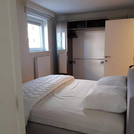 Zeedijk Ladigue102 Appartement-lateraal Zeezicht דירה