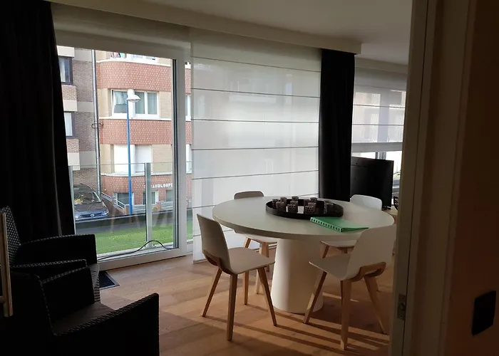 Zeedijk Ladigue102 Appartement-lateraal Zeezicht 아파트